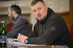 Новий начальник Чернівецької ОВА Руслан Осипенко провів Раду оборони Чернівецької області